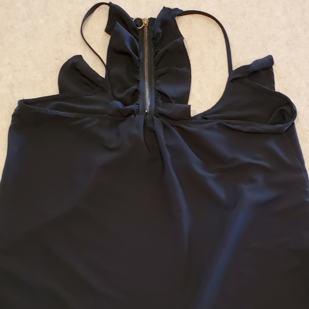 Prototype Ruffle Top - Picture 9 of 10